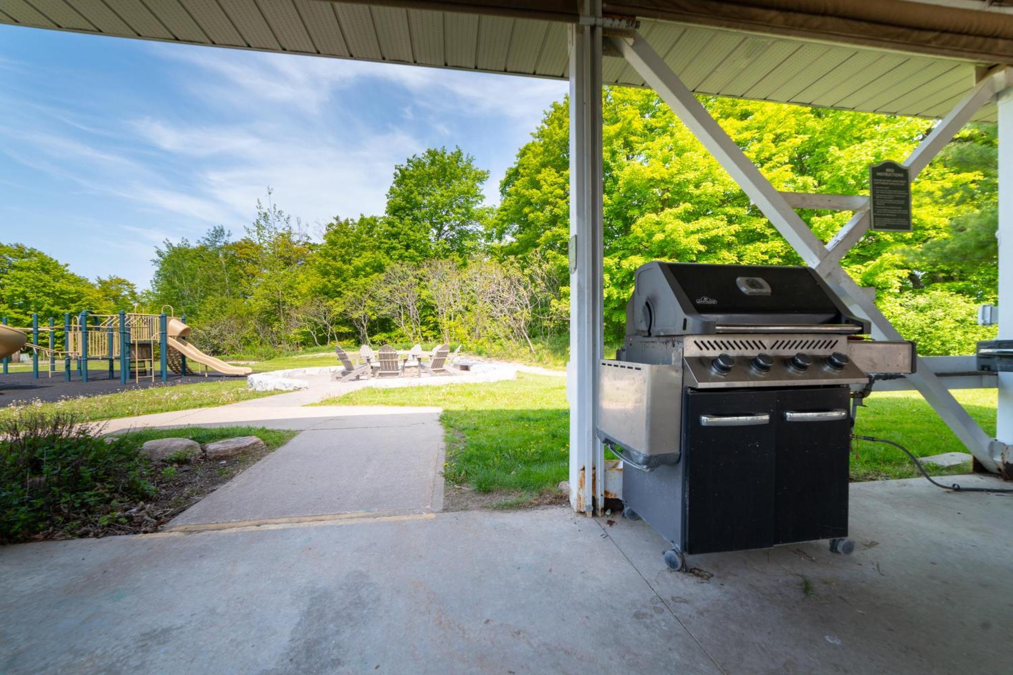 Horseshoe Valley Suites - The Maple Shanty Bay Luaran gambar